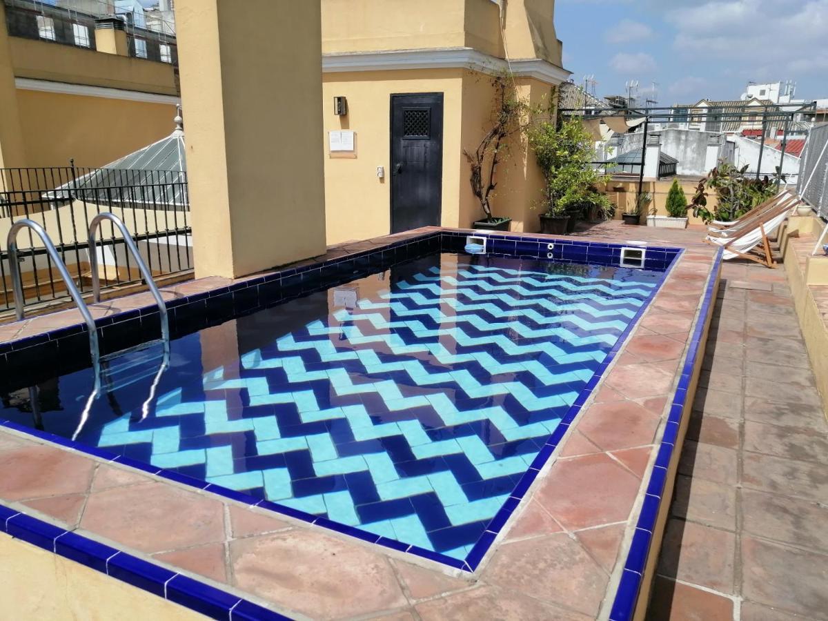 Tourist House Trajano Terraza-Piscina Apartment Sevilla Bagian luar foto